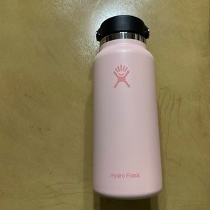 Hydro Flask “Dogwood”